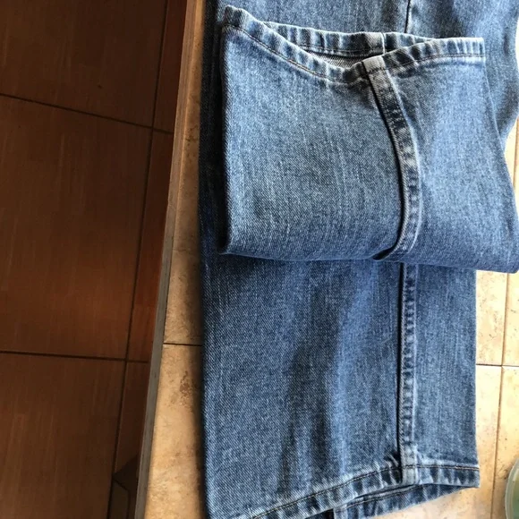 Mens wrangler relaxed fit jeans - 44 X 32 - Picture 3 of 4